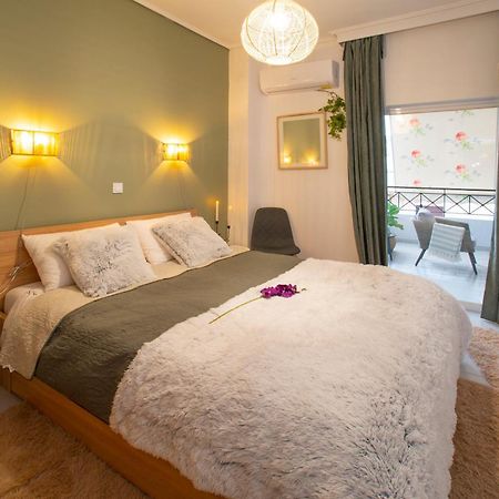 Top Floor Apartment In Халкис Екстериор снимка