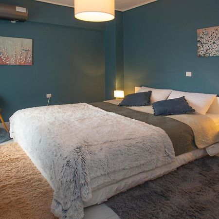 Top Floor Apartment In Халкис Екстериор снимка