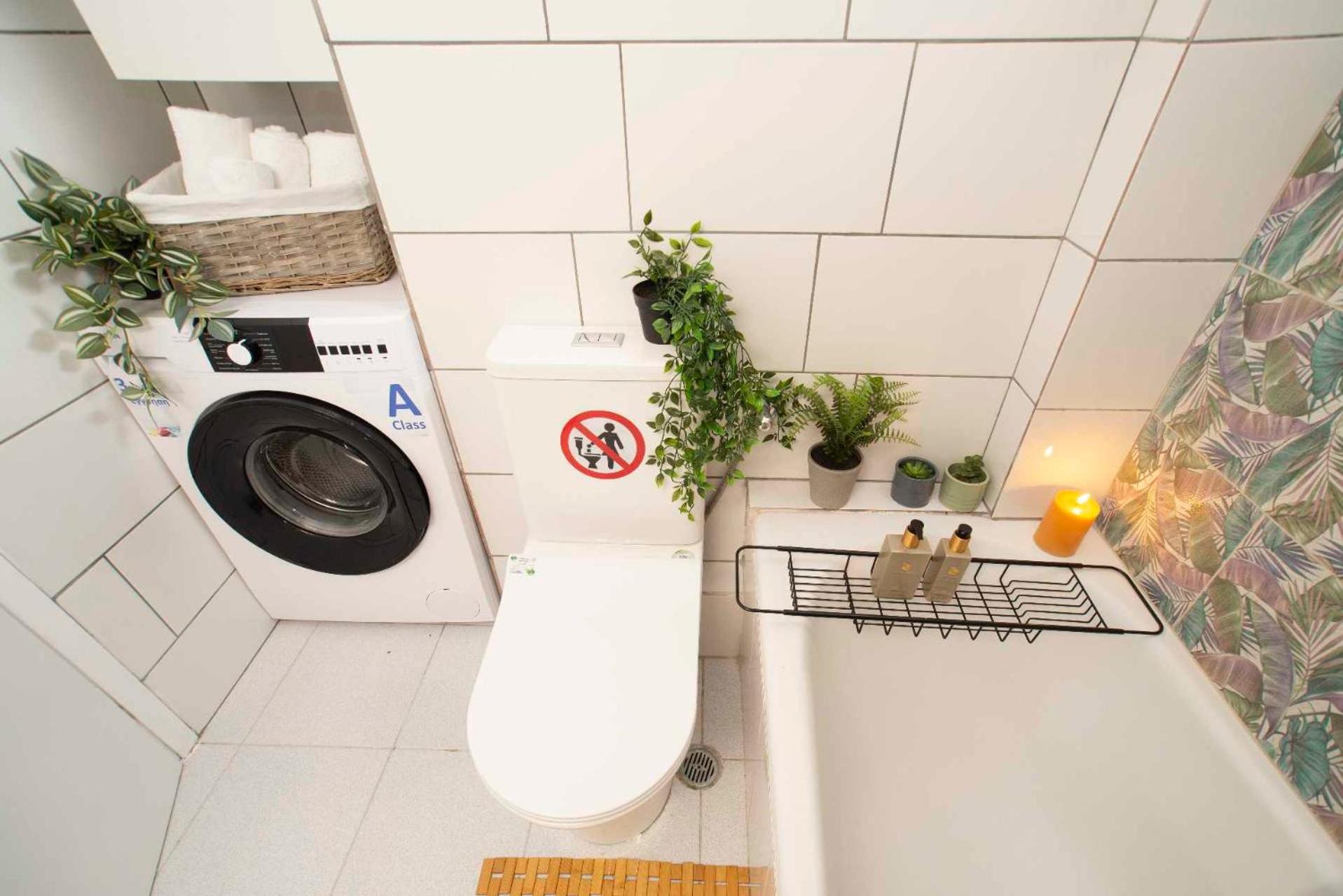 Top Floor Apartment In Халкис Екстериор снимка