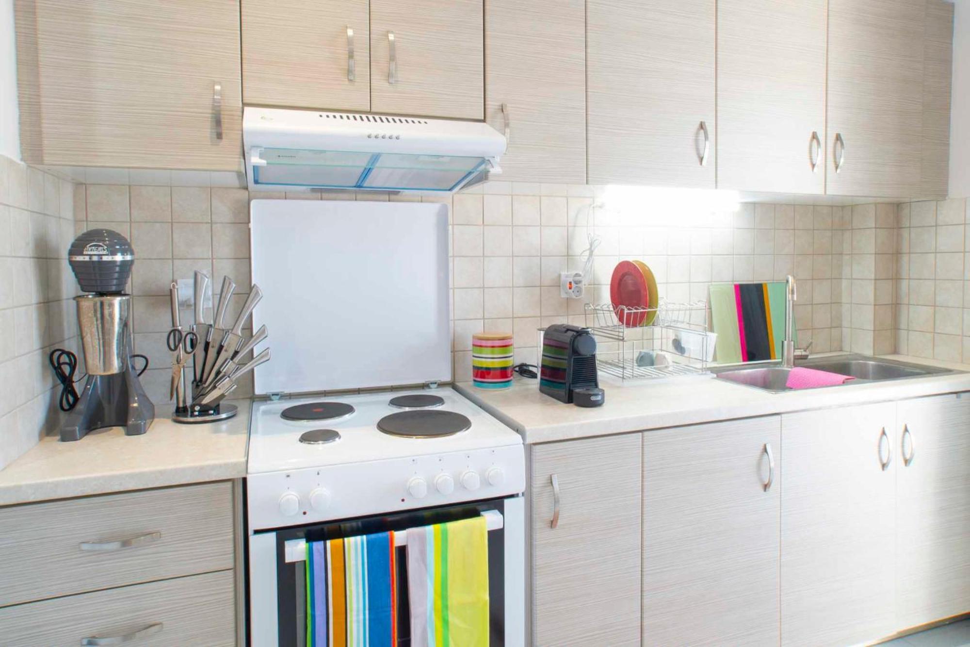 Top Floor Apartment In Халкис Екстериор снимка